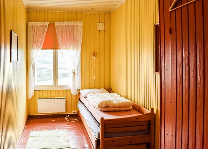 10 Bedroom Lovely In Ostre Gausdal Semesterbostad *